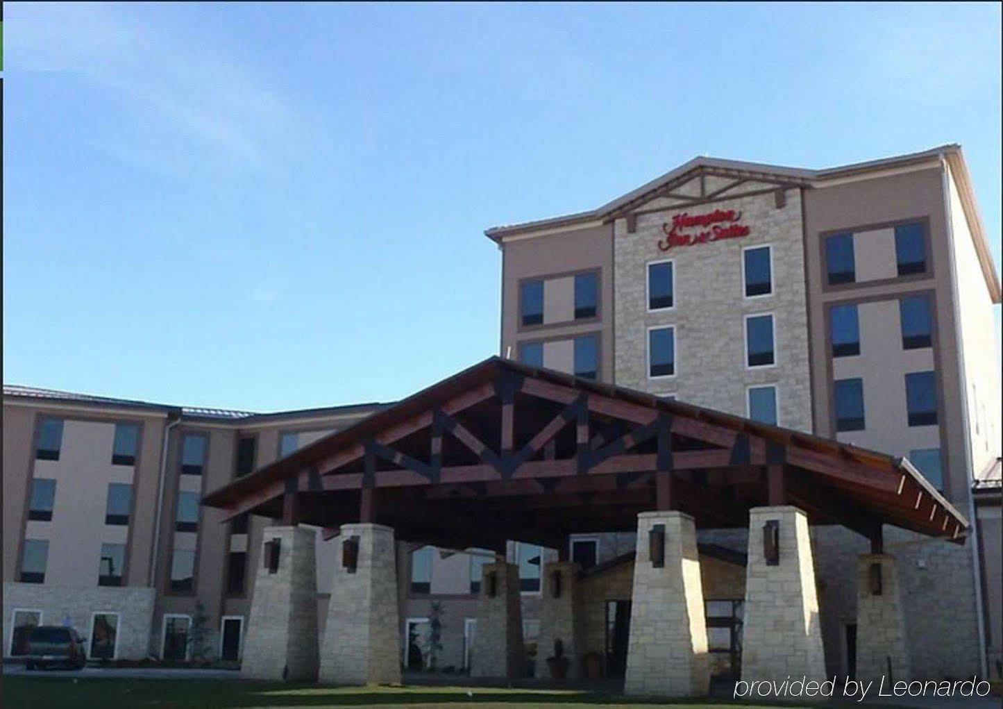 Hampton Inn & Suites I-35/Mulvane Esterno foto