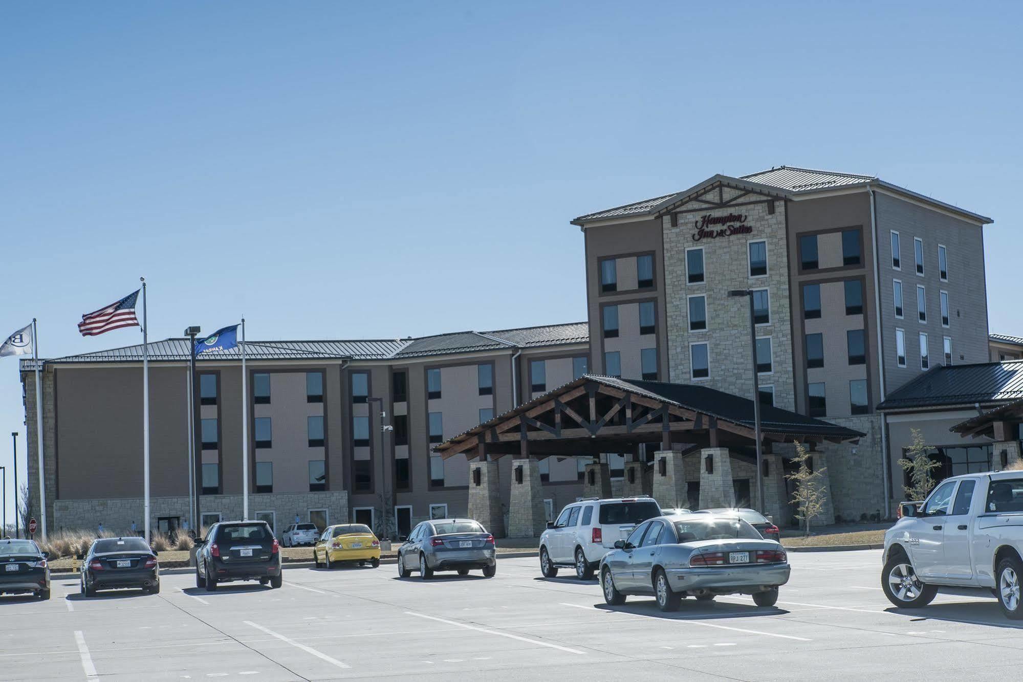Hampton Inn & Suites I-35/Mulvane Esterno foto