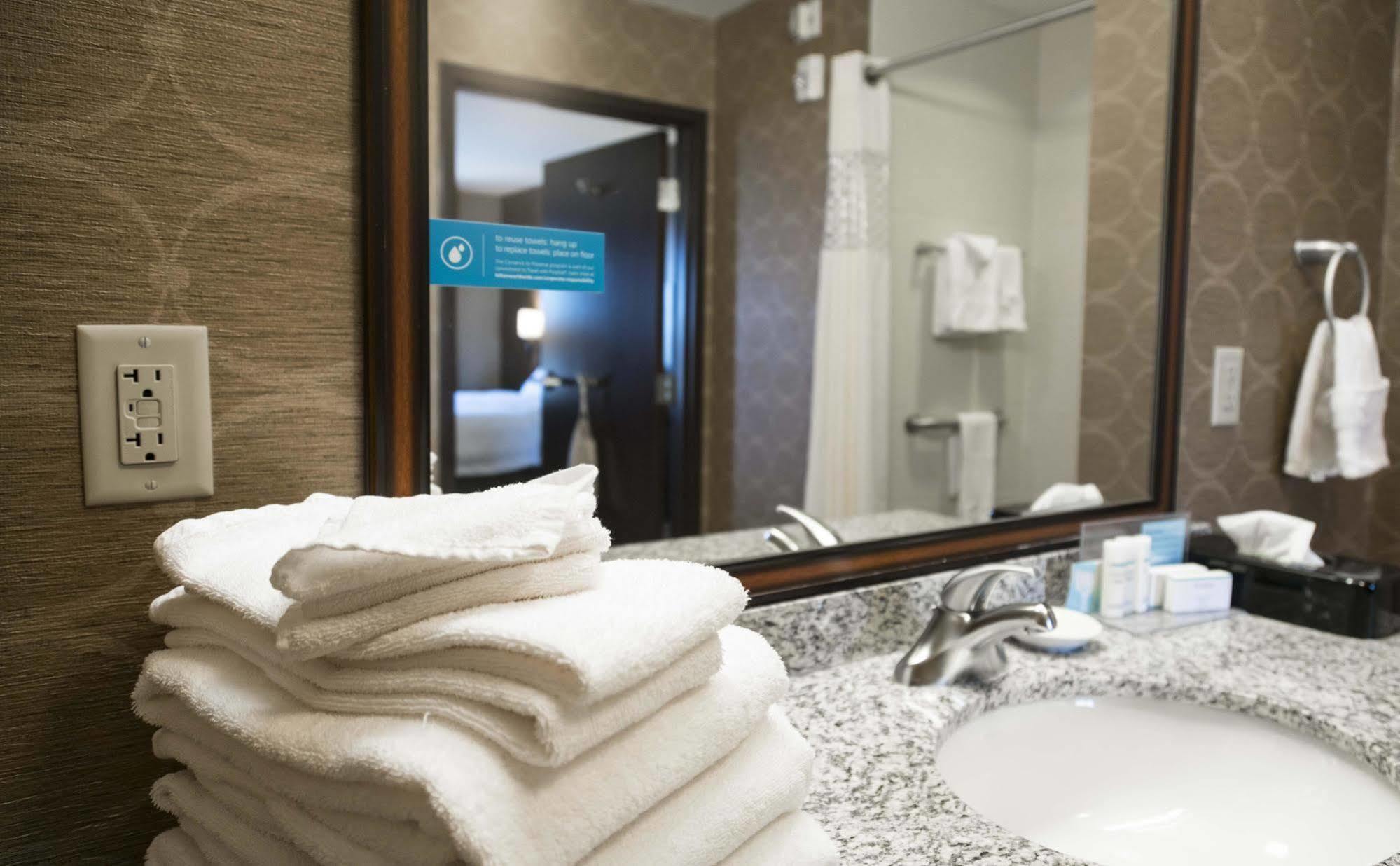 Hampton Inn & Suites I-35/Mulvane Esterno foto