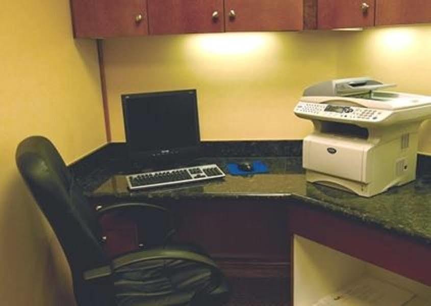 Hampton Inn & Suites I-35/Mulvane Esterno foto